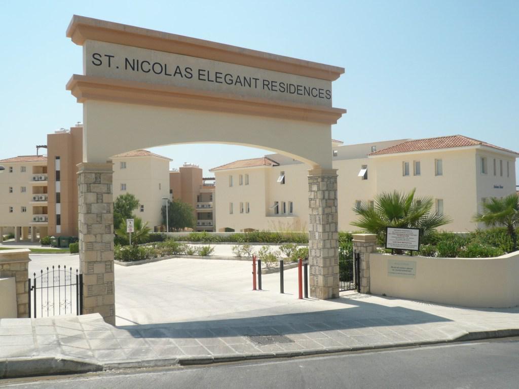 St Nicolas Apartments Paphos Bagian luar foto